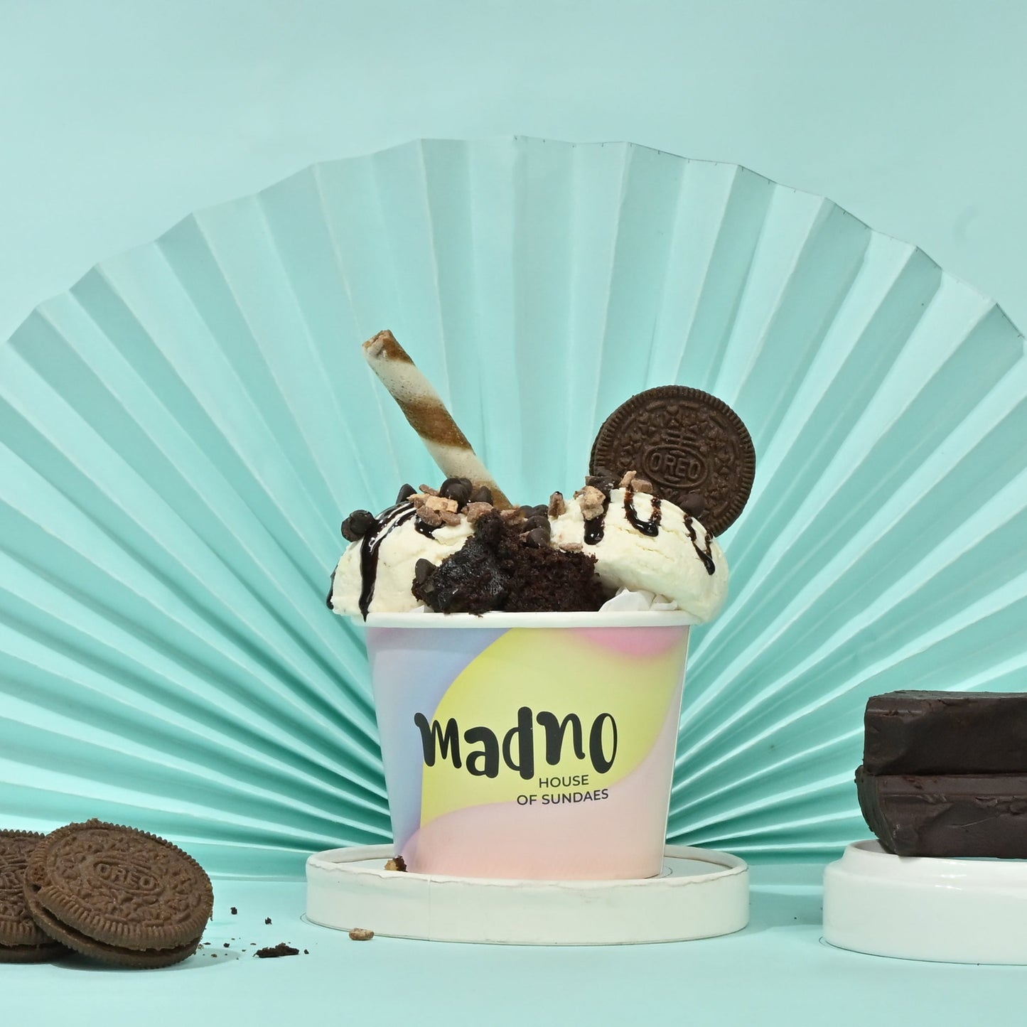Cookies and Cream Sundae – The Crunchy Creamy Classic - Madno