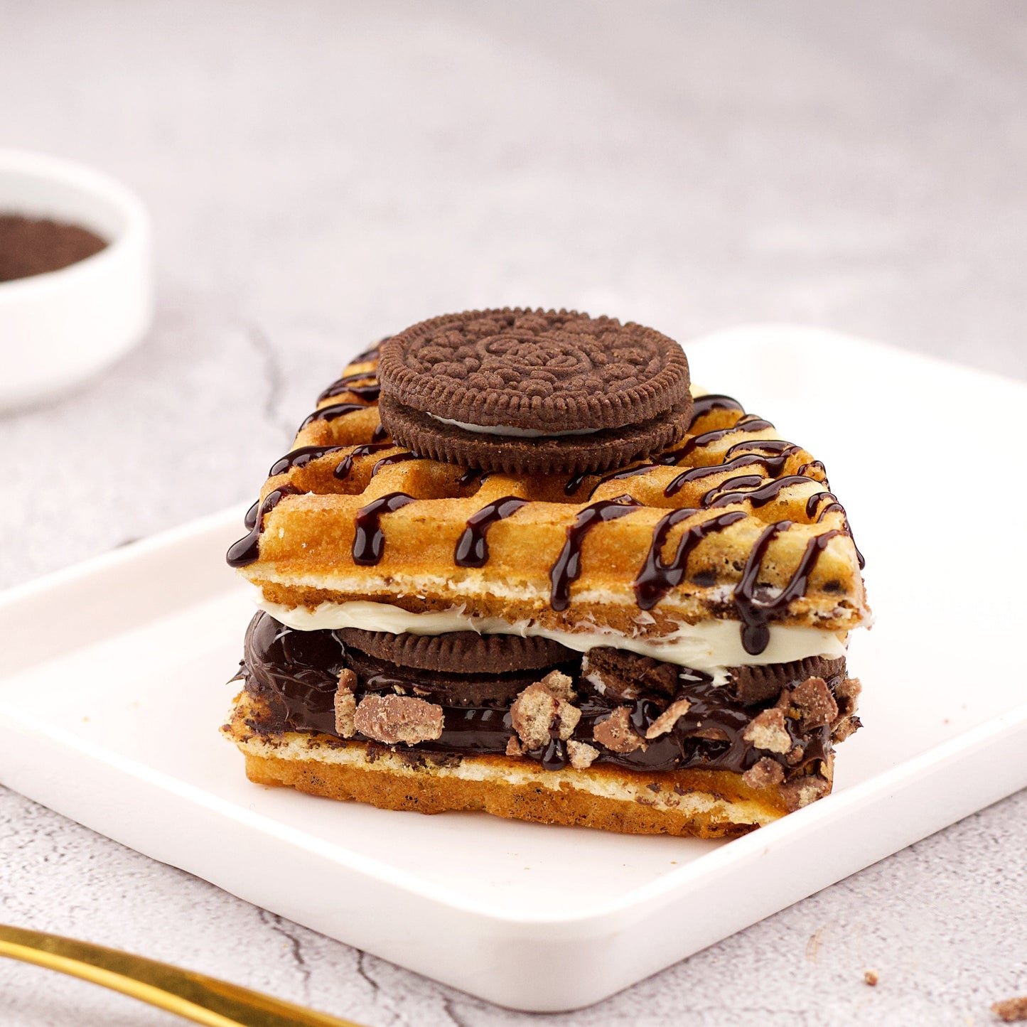 Kit Kat Oreo Waffle – The Ultimate Cookie-Candy Crunch - Madno
