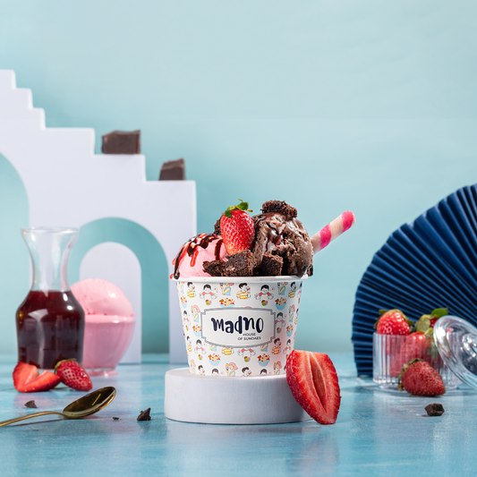 Chocolate & Strawberry Sundae – Premium Creamy Delight - Madno 