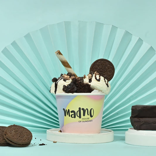 Cookies and Cream Sundae – The Crunchy Creamy Classic - Madno 