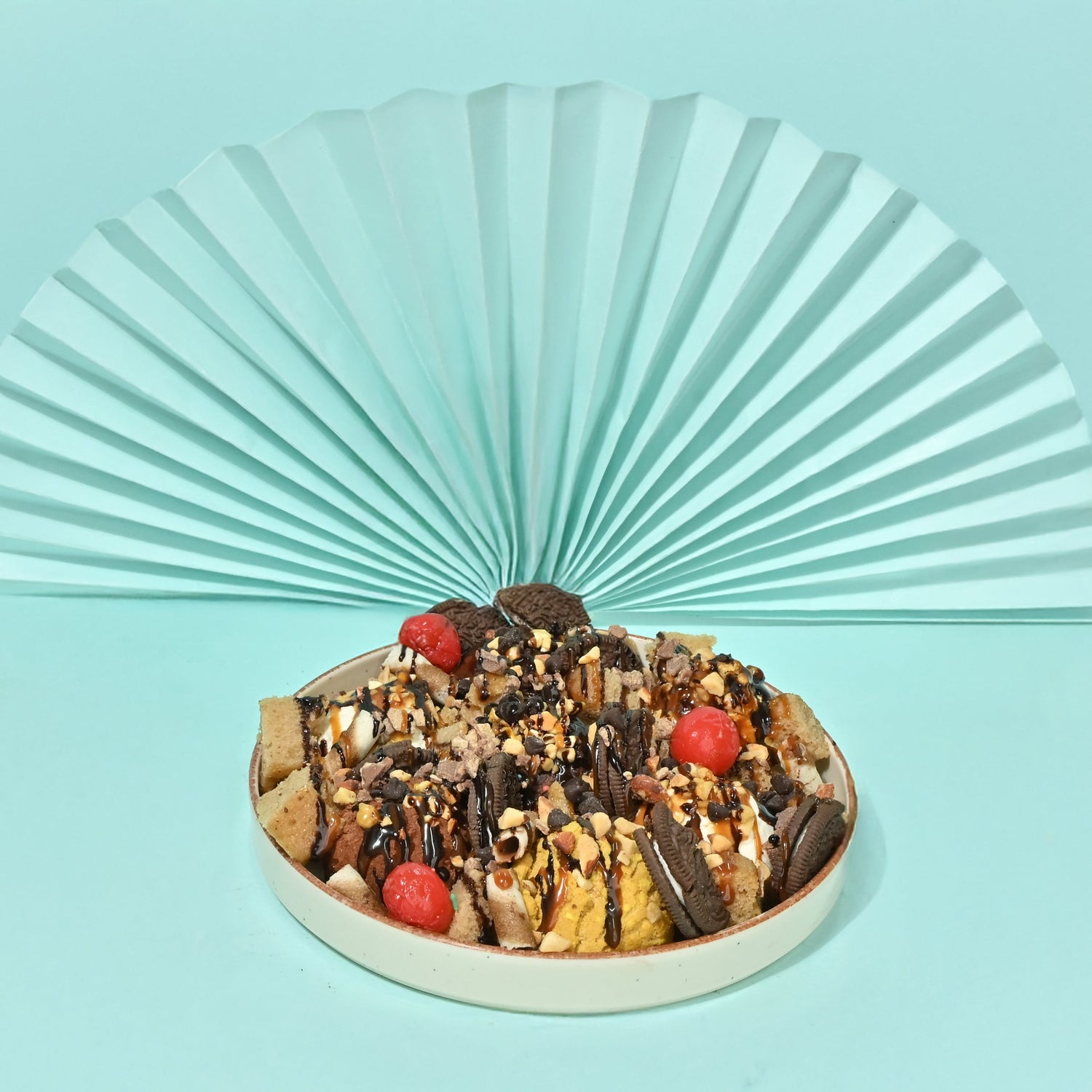 Madno’s Ultimate Ice Cream Sundaes