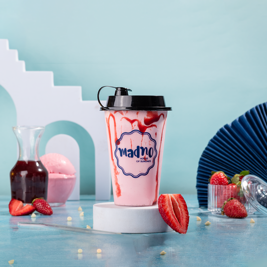 Strawberry Milkshake – Creamy, Fruity & Refreshing - Madno 